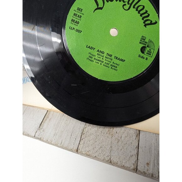 WALT DISNEY See Hear Read 33 1/3 rpm Lady And Tramp LLP-307 Book & Record 1965 - Picture 5 of 16